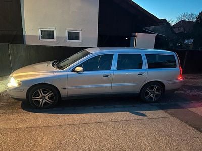 Gebraucht Volvo V70 192 PS (141 kW) 2005 Silber Kombi