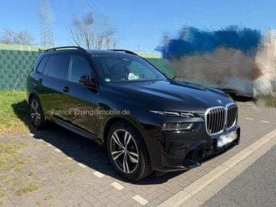Second-hand BMW X7 352 CP (258 kW) 2025 Negru SUV