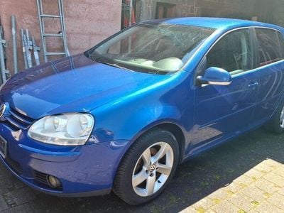 Blau Gebraucht 2005 VW Golf IV Comfortline Limousine | 3.250 €
