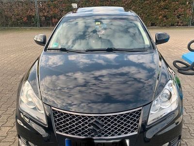 gebraucht Suzuki Kizashi 2.4 Sport /Automatik /8 Fach Bereift /BBS