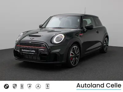 Gebraucht Mini John Cooper Works 231 PS (169 kW) 2023 Rebel green uni Kleinwagen
