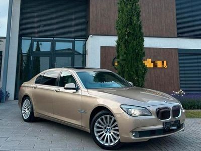 BMW 730