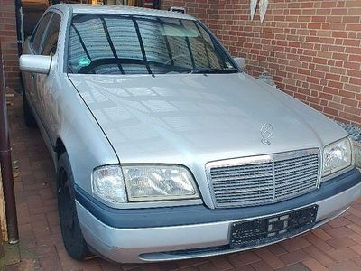 Mercedes C180