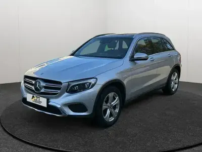 Używany Mercedes GLC350 Exclusive 258 KM (189 kW) 2018 Srebrny SUV