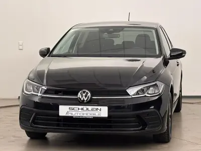 Gebraucht VW Polo Move 95 PS (69 kW) 2024 Deep black perleffekt Kleinwagen