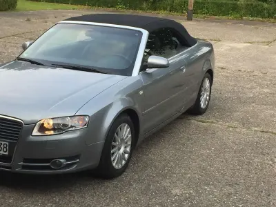 Gebraucht Audi A4 Cabriolet 163 PS (119 kW) 2006 Grau Cabrio