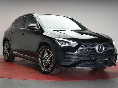 Mercedes GLA220