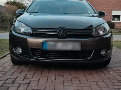 Gebraucht VW Golf VI 122 PS (89 kW) 2011 Braun Kleinwagen