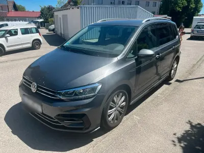 Gebraucht VW Touran R-line 150 PS (110 kW) 2017 Silber Van / Kleinbus