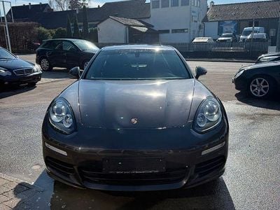 Gebraucht Porsche Panamera 301 PS (221 kW) 2015 Andere Kleinwagen
