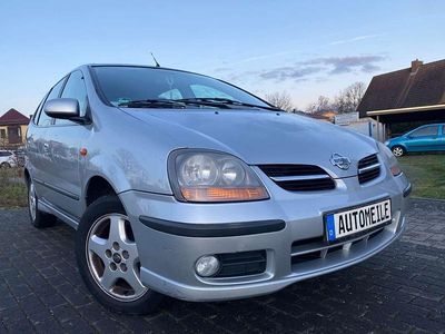 Gebraucht Nissan Almera Tino Basis 136 PS (100 kW) 2002 Silber Van / Kleinbus