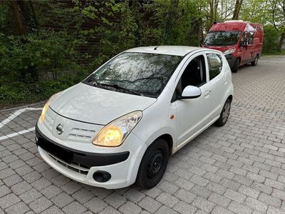 gebraucht Nissan Pixo // TÜV NEU //