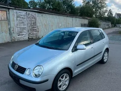 Gebraucht VW Polo 64 PS (47 kW) 2003 Silber Kombi