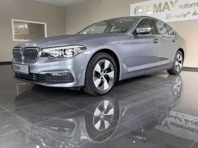 Gebraucht BMW 520 184 PS (135 kW) 2019 Grau Limousine