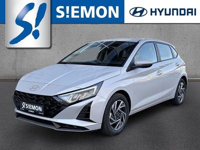 Neu Hyundai i20 Comfort 90 PS (66 kW) 2026 Grau Kleinwagen