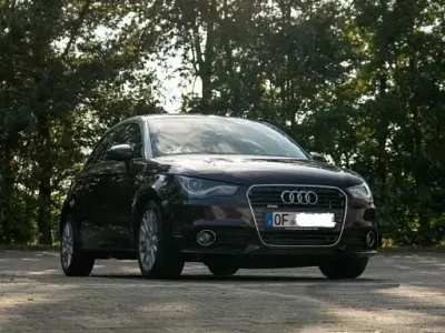 Gebraucht Audi A1 S-Line 143 PS (105 kW) 2012 Violet Kleinwagen