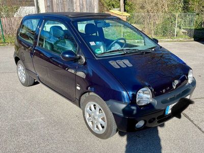 gebraucht Renault Twingo Initiale aus erster Hand