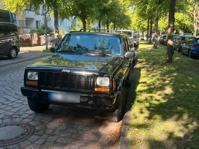 Gebraucht Jeep Cherokee Limited 131 PS (96 kW) 1997 Schwarz SUV