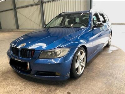 Gebraucht BMW 325 Advantage 218 PS (160 kW) 2007 Blau Kombi
