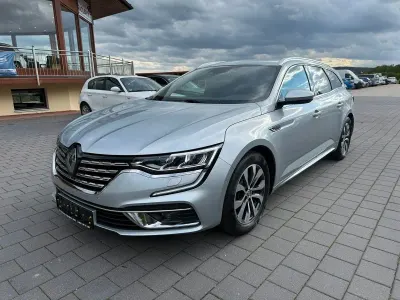 Używany Renault Talisman GrandTour Intens 159 KM (116 kW) 2022 Srebrny Kombi