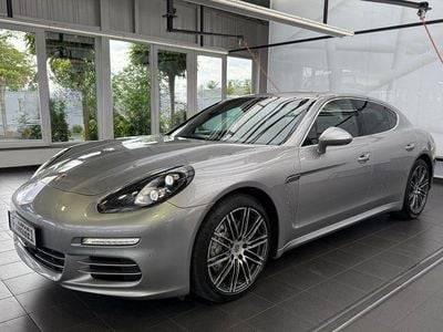 Porsche Panamera S
