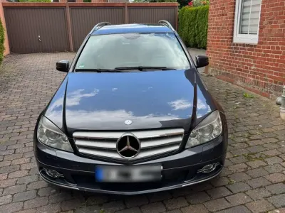 Gebraucht Mercedes C250 204 PS (150 kW) 2009 Grau Kombi