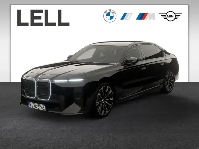 Neu BMW i7 Sport Line 500 kW (680 PS) 2026 Saphirschwarz Limousine
