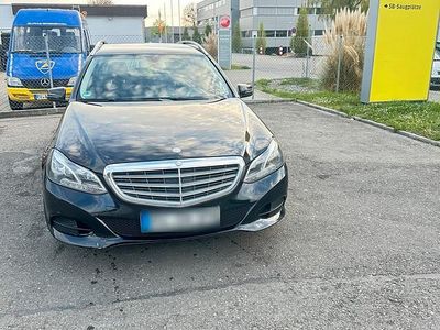 Usata Mercedes E200 136 CV (100 kW) 2014 Nero Station wagon