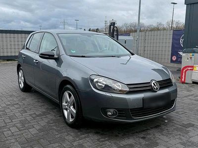 Gebraucht VW Golf VI 86 PS (63 kW) 2011 Grau Kleinwagen