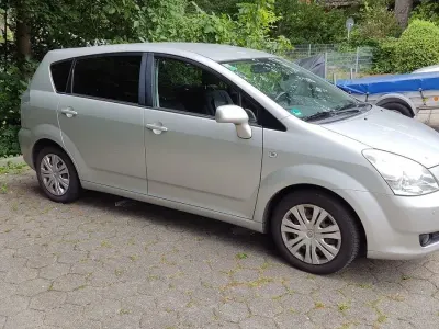 Gebraucht Toyota Corolla Verso Edition 129 PS (94 kW) 2007 Silber Van / Kleinbus
