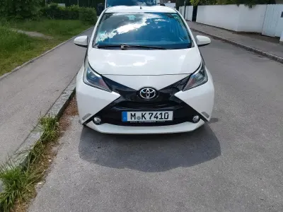Używany Toyota Aygo 2014 Biały Hatchback