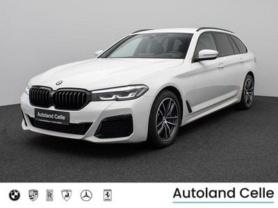 Alpinweiss uni300 Gebraucht 2022 BMW 530 M Sport Kombi | 40.499 € (Fairer Preis)