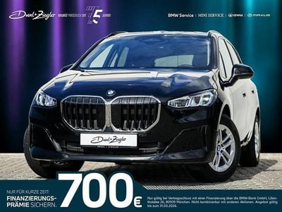 Saphirschwarz metallic Gebraucht 2025 BMW 220 Active Tourer Van / Kleinbus | 29.999 € (Superpreis)
