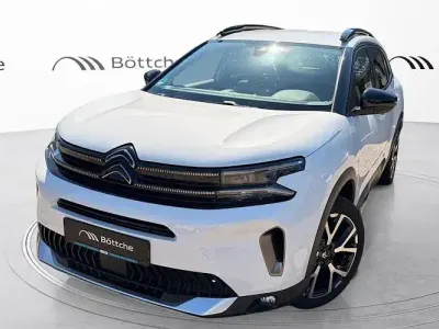 Gebraucht Citroën C5 Aircross PureTech 131 PS (96 kW) 2023 Lack weiss banquise/typ aussenverkleidung spiegel flach standard SUV