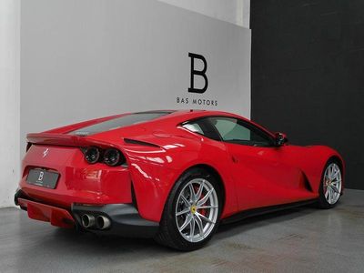 Gebraucht Ferrari 812 799 PS (587 kW) 2019 Rot Coupé