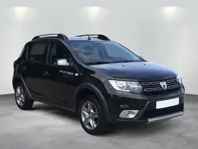 Gebraucht Dacia Sandero Stepway 90 PS (66 kW) 2020 Schwarz Limousine