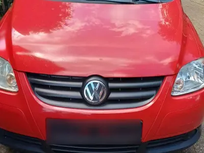 Gebraucht VW Fox 54 PS (39 kW) 2006 Rot Kleinwagen
