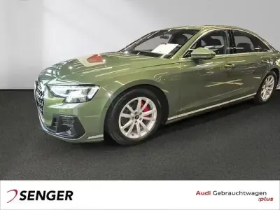Gebraucht Audi A8 Premium 286 PS (210 kW) 2023 Distriktgrün metallic Limousine