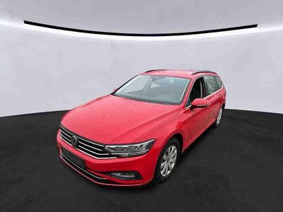 Gebraucht VW Passat Business 122 PS (89 kW) 2023 Tornadorot Kombi