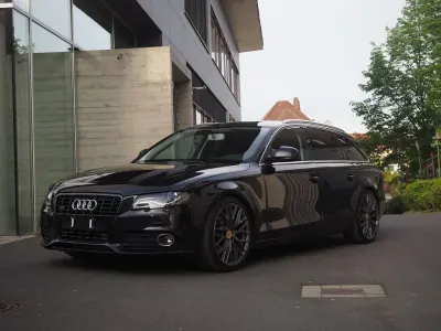 Używany Audi A4 Ambition 120 KM (88 kW) 2009 Czarny Sedan/Limuzyna