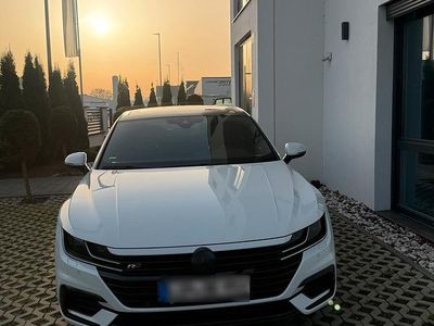 Gebraucht VW Arteon R-line 190 PS (139 kW) 2019 Weiß Kleinwagen