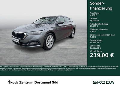 Grau Gebraucht 2023 Skoda Octavia Style Kombi | 23.997 € (Fairer Preis)