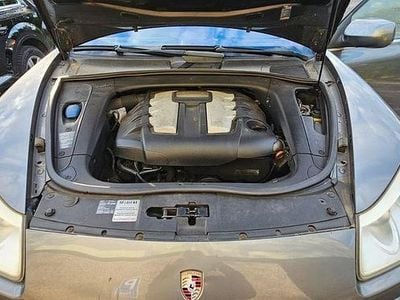 Usata Porsche Cayenne 213 CV (156 kW) 2009 Grigio SUV