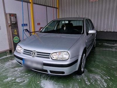 Gebraucht VW Golf IV 75 PS (55 kW) 2001 Silber Kleinwagen