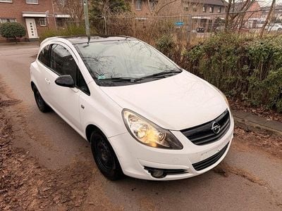 Weiß Gebraucht 2009 Opel Corsa Color Edition Kleinwagen | 1.900 € (Guter Preis)