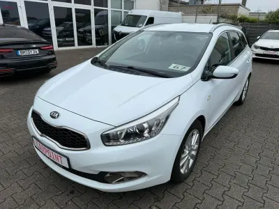 Gebraucht Kia Ceed Sportswagon 128 PS (94 kW) 2013 Weiß Kombi