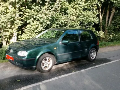 Gebraucht VW Golf IV 75 PS (55 kW) 1999 Grün Kleinwagen