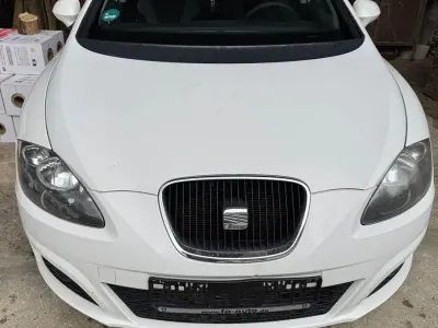 Gebraucht Seat Leon Reference 125 PS (91 kW) 2010 Weiß Kleinwagen