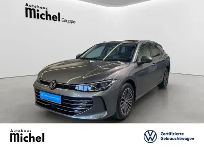 Gebraucht VW Passat Elegance 150 PS (110 kW) 2025 Grau Kombi
