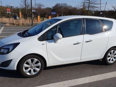 Gebraucht Opel Meriva Innovation 120 PS (88 kW) 2010 Weiß Van / Kleinbus